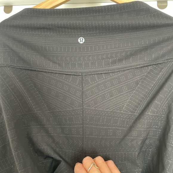 Lululemon leggings - Picture 3 of 4